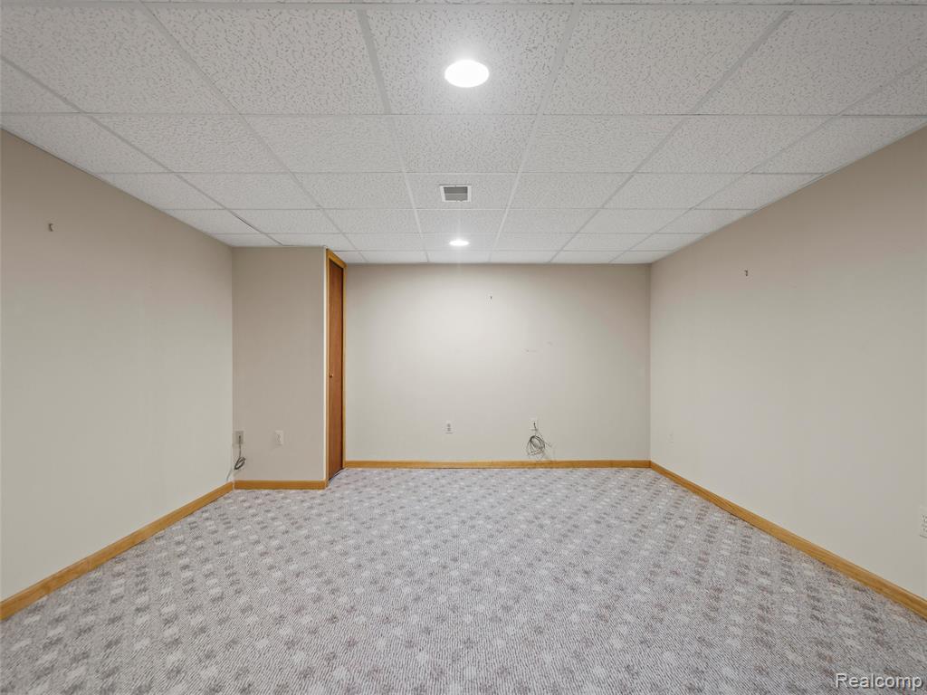 5716 Victory Circle, Sterling Heights, MI 48310 — Photo 20