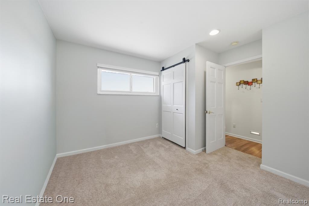 8080 Pine Ranch Drive, Brighton, MI 48114 — Photo 21