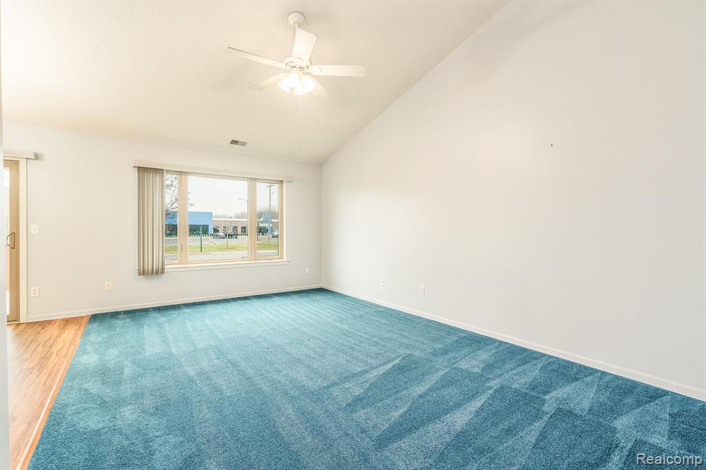 9556 WHEATGRASS Lane, Belleville, MI 48111 — Photo 19