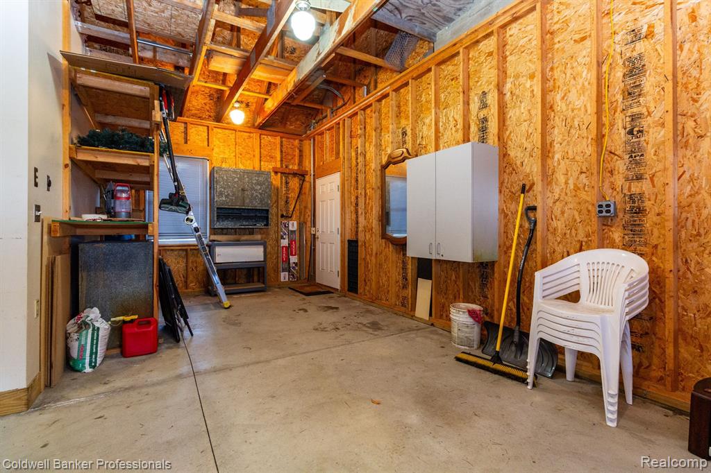 811 RAMSGATE Lane, Oxford, MI 48371 — Photo 35