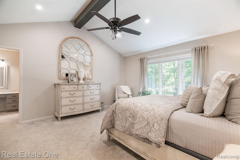 4794 RIVERS EDGE Drive, Troy, MI 48098 — Photo 28