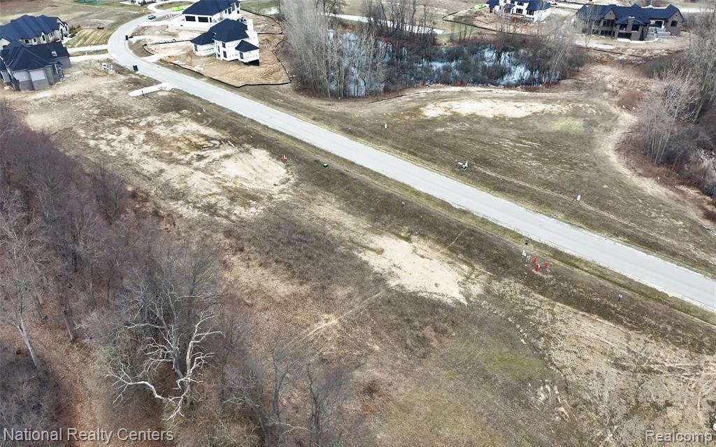1637 Vista Drive, Oakland, MI — Photo 10