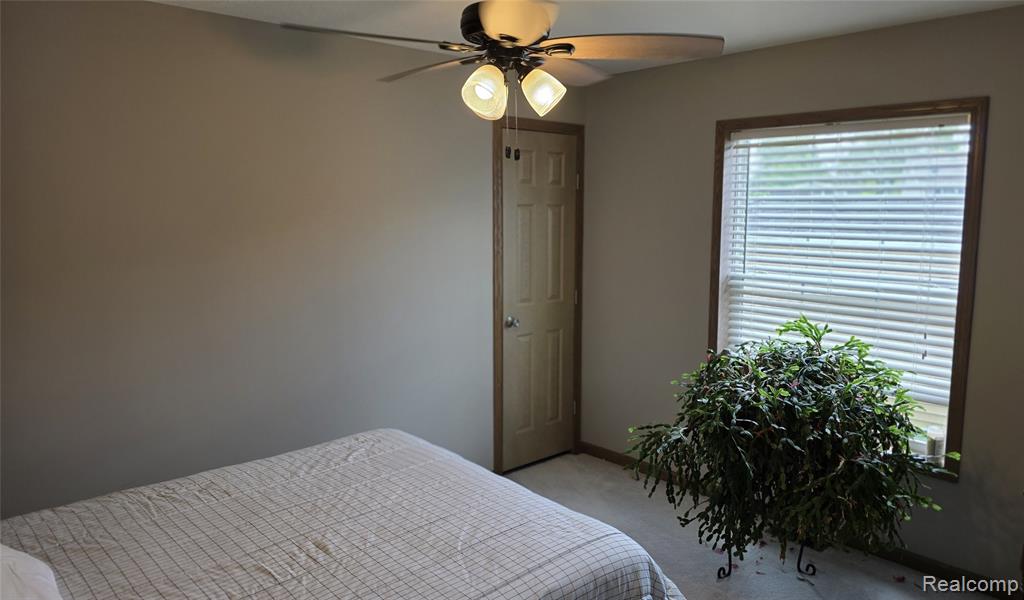 9758 Home Court, Fenton, MI 48430 — Photo 13