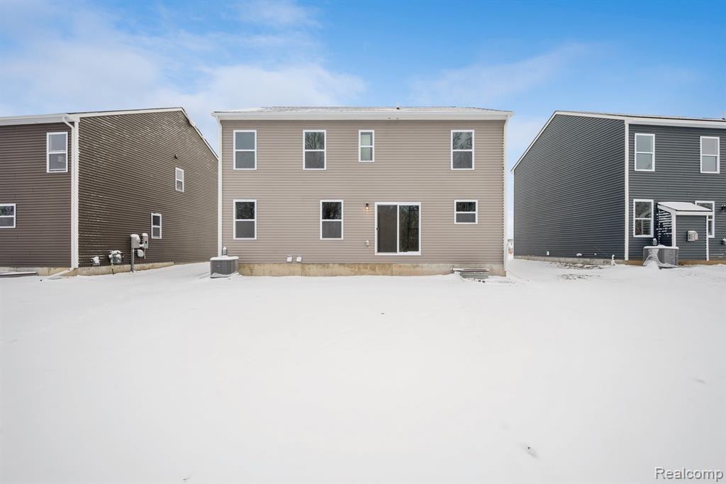 435 Hidden River W, Holly, MI 48442 — Photo 31