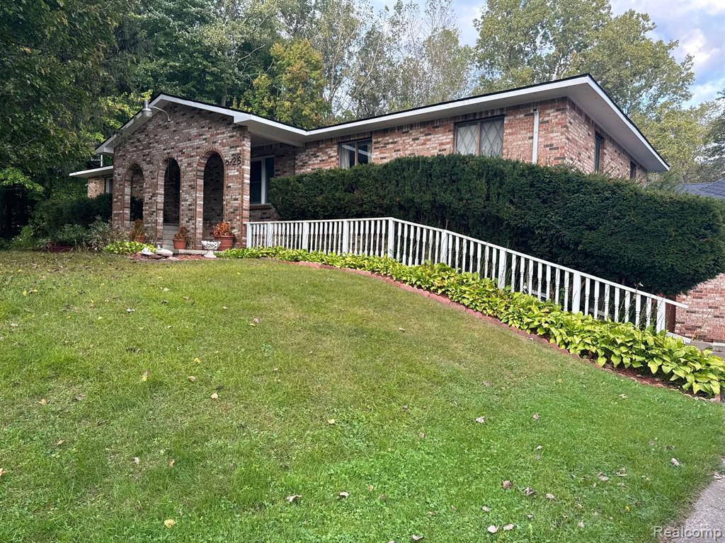 6126 N BELSAY Road, Flint, MI 48506 — Photo 27