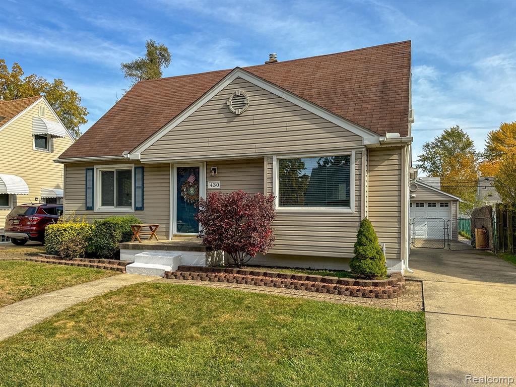 430 N Edgeworth Avenue, Royal Oak, MI 48067 — front exterior
