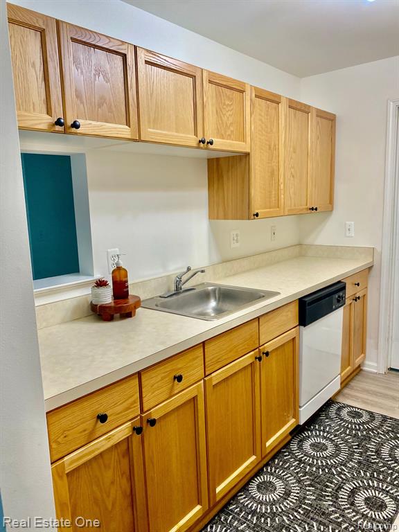 44932 MARIGOLD Drive, Sterling Heights, MI 48314 — Photo 7
