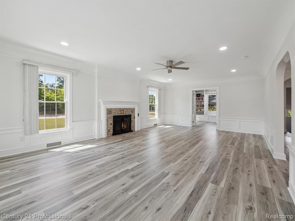 21120 Halsted Road, Farmington Hills, MI 48167 — Photo 6