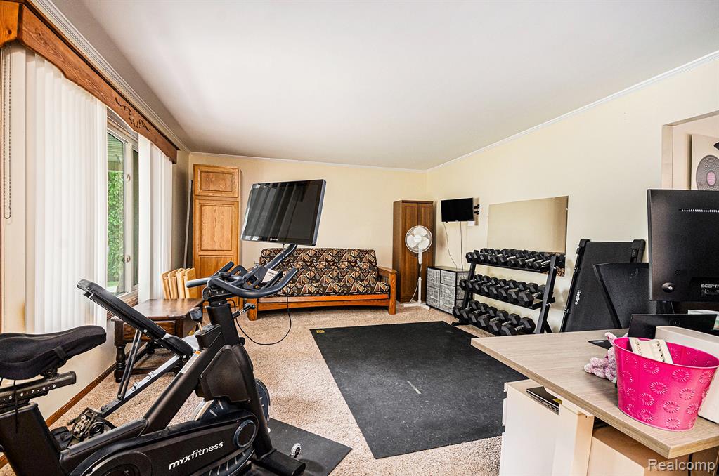 9300 Clippert Street, Taylor, MI 48180 — Photo 20