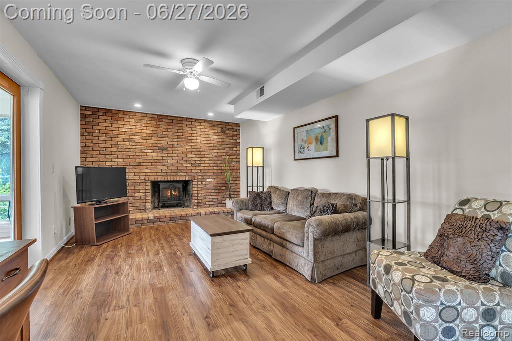 2276 Webster Park Drive, Howell, MI 48843 — Photo 37