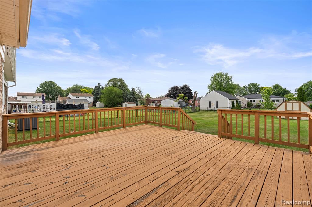 4210 Wingate Drive, Sterling Heights, MI 48310 — Photo 38