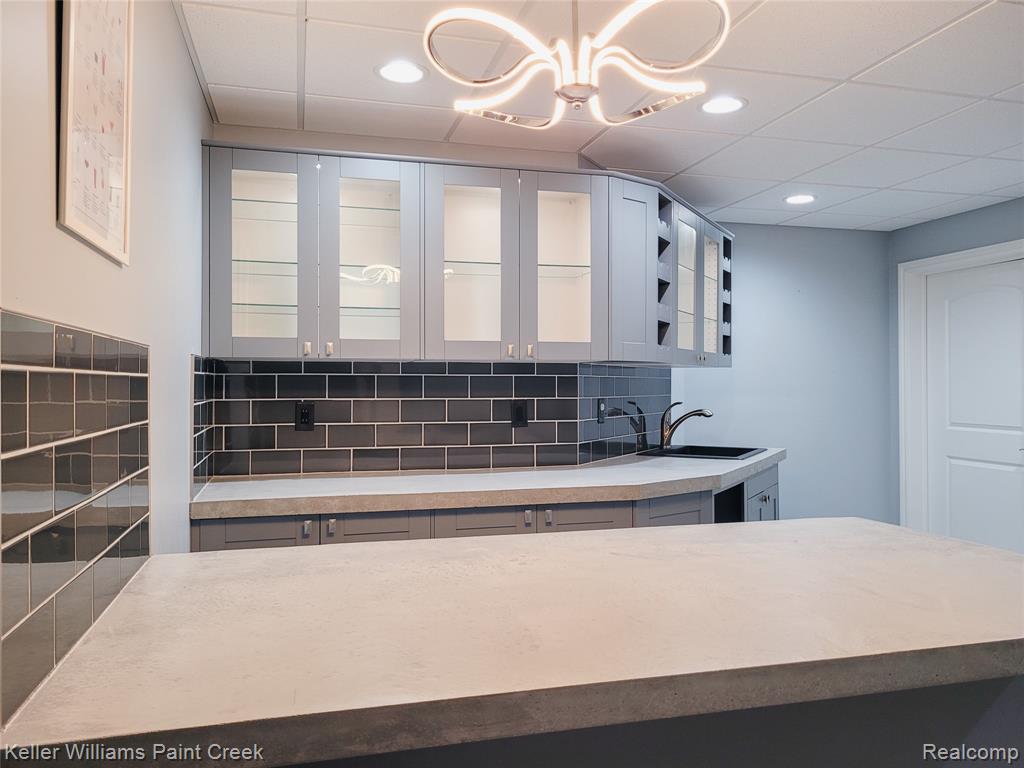 5612 Knob Hill Circle, Clarkston, MI 48348 — Photo 25