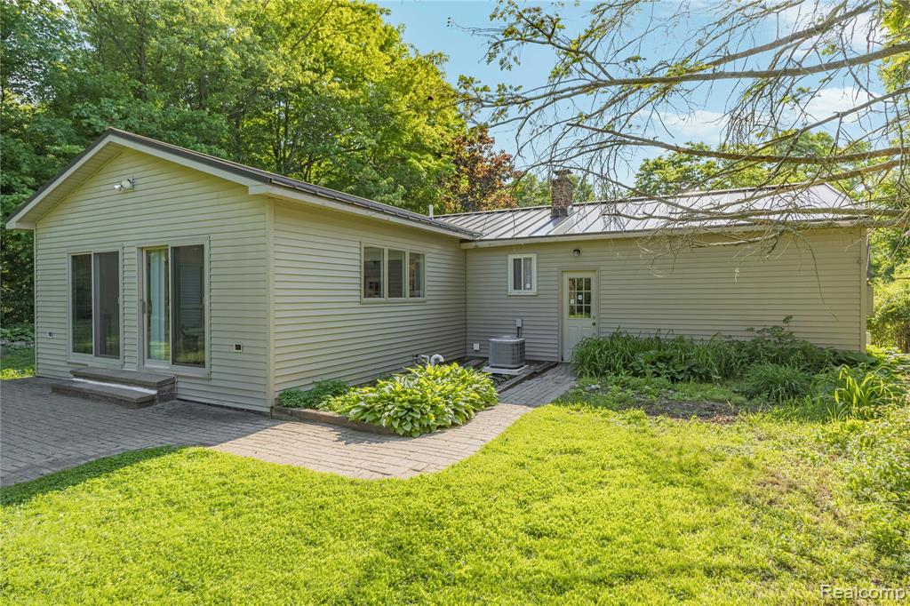 760 Waterbury Road, Highland, MI 48356 — Photo 46