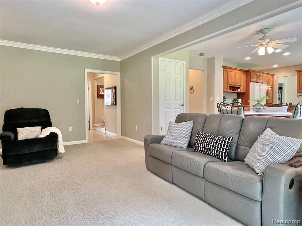 5173 Aintree Road, Rochester, MI 48306 — Photo 17