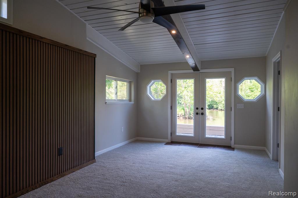 375 Lamothe Drive, Waterford, MI 48327 — Photo 11
