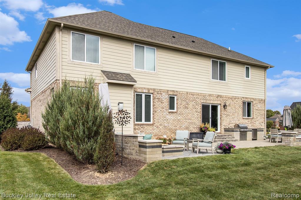 52689 TRAILWOOD Drive, South Lyon, MI 48178 — Photo 39