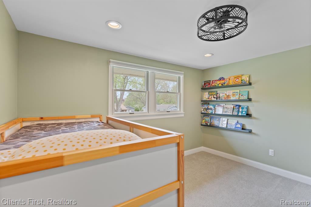 9193 HACKBERRY Avenue, Plymouth, MI 48170 — Photo 26