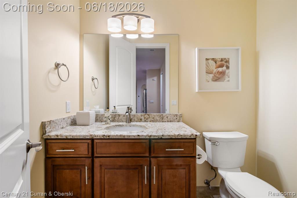 34225 Thornbrook Drive, Farmington, MI 48335 — Photo 42