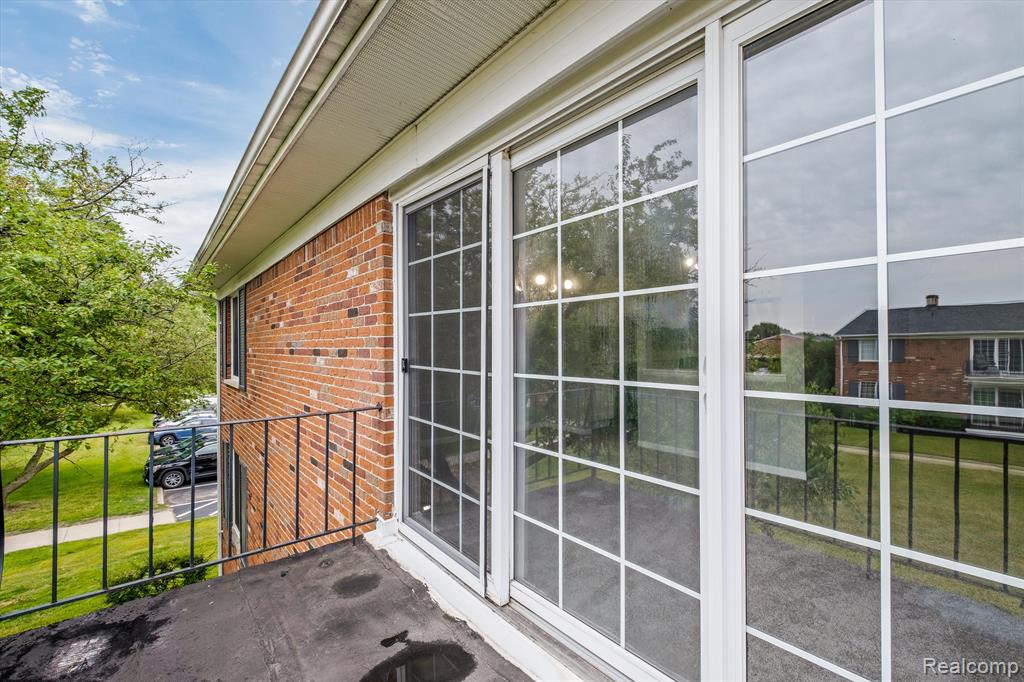 454 Fox Hills N Drive, 5, Bloomfield Hills, MI 48304 — Photo 30