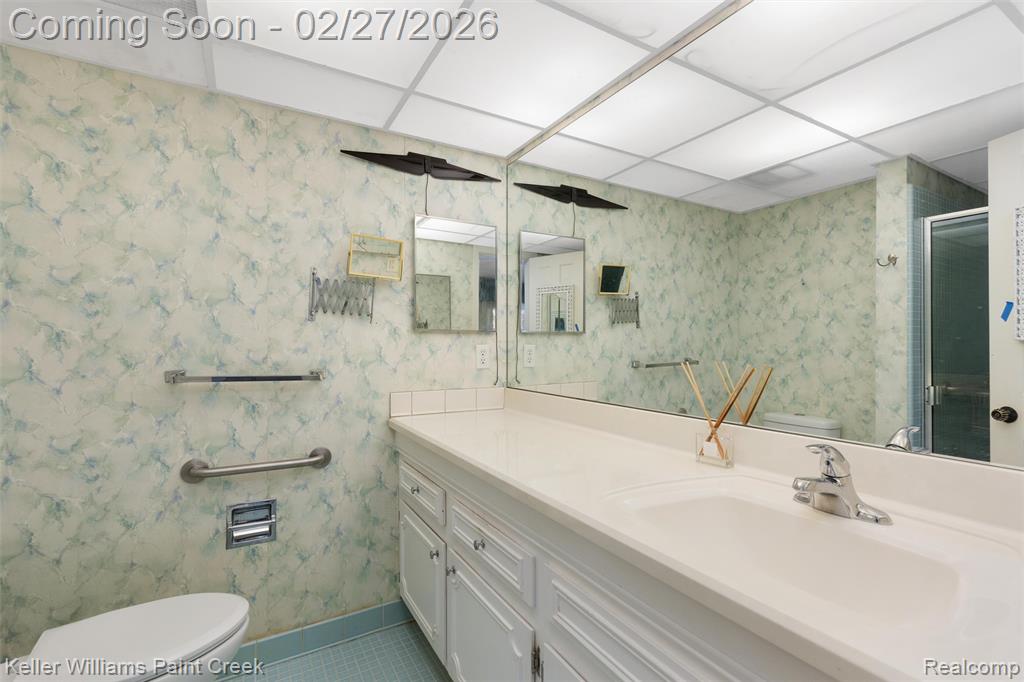 4732 Barcroft Way, Sterling Heights, MI 48310 — Photo 38