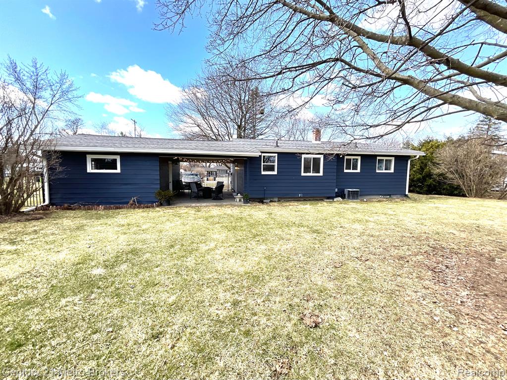 5397 THUNDERBIRD Pass, Grand Blanc, MI 48439 — Photo 3