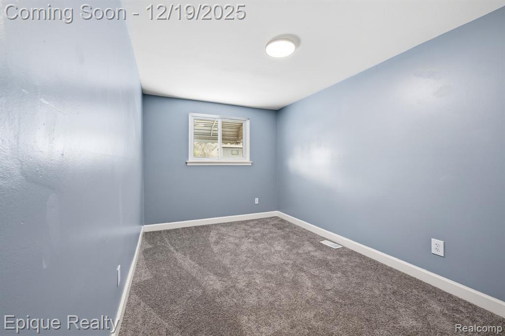 4147 Burton Street, Inkster, MI 48141 — Photo 20