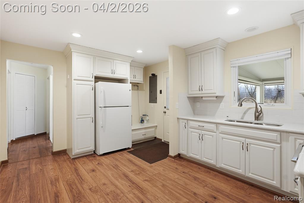 5766 Parkdale Street, Utica, MI 48317 — Photo 5