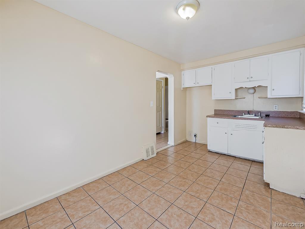 19365 Fenmore Street, Detroit, MI 48235 — Photo 3
