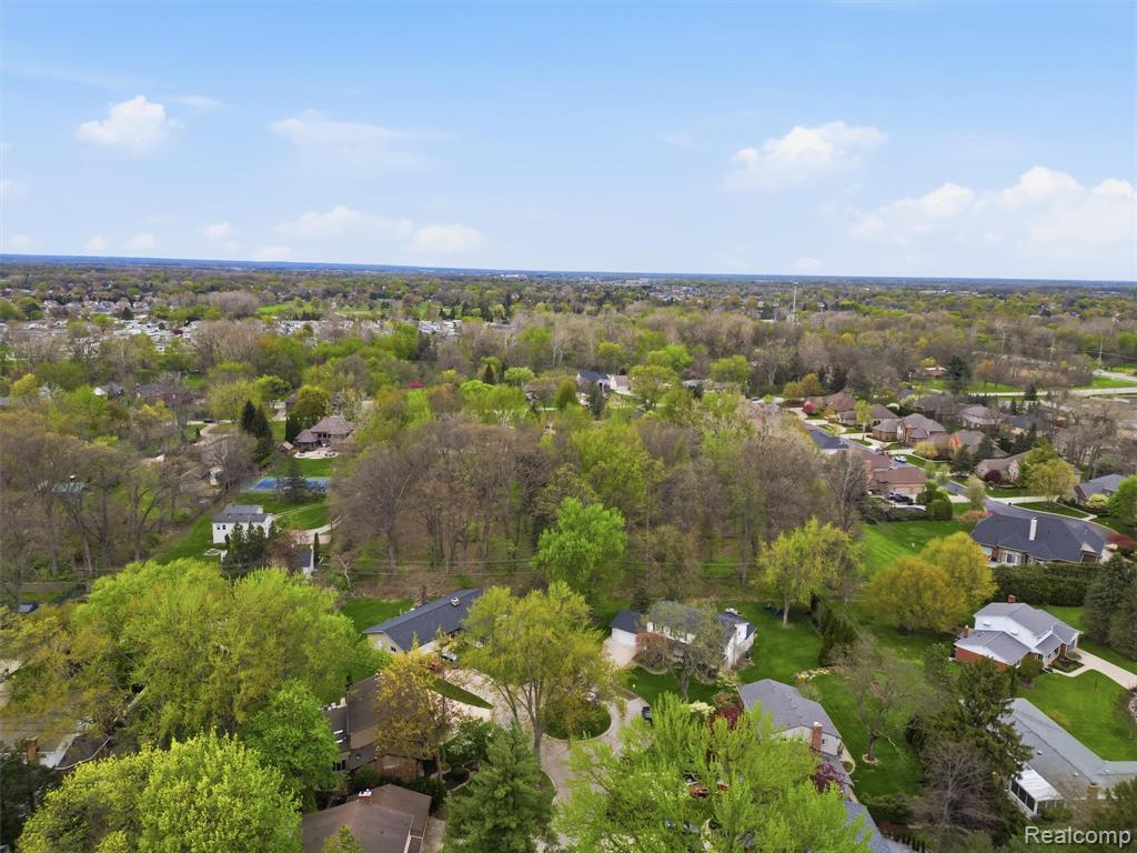 37296 Maple Leaf Court, Clinton Twp, MI 48036 — Photo 56