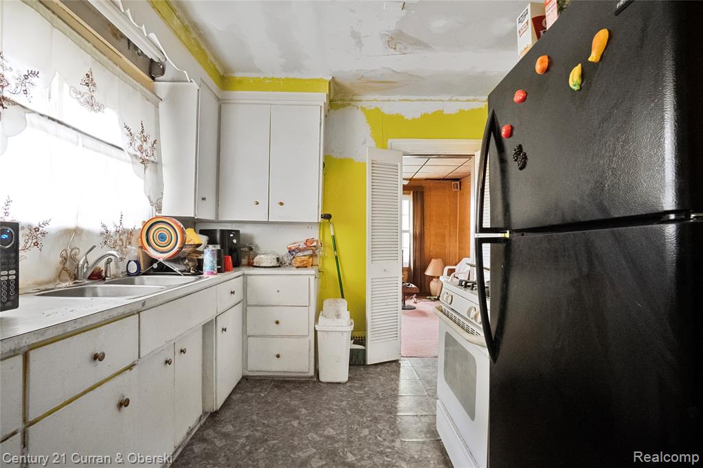 14104 Coyle Street, Detroit, MI 48227 — Photo 6
