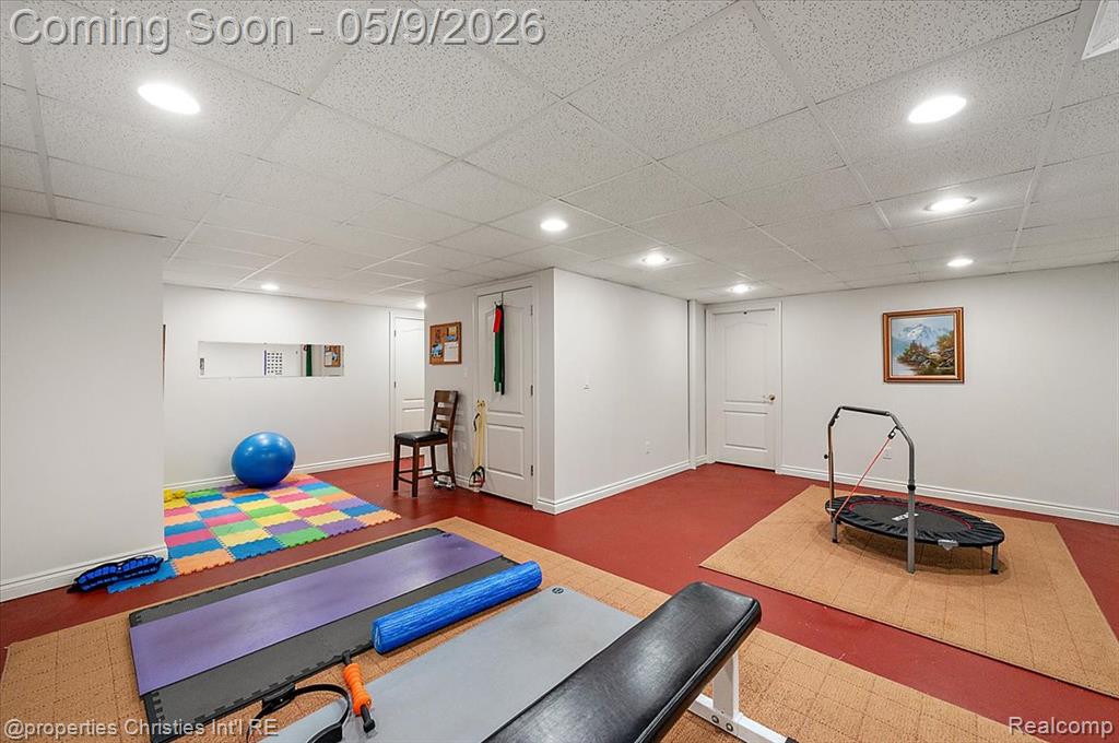 4145 Chatfield Lane, Troy, MI 48098 — Photo 46