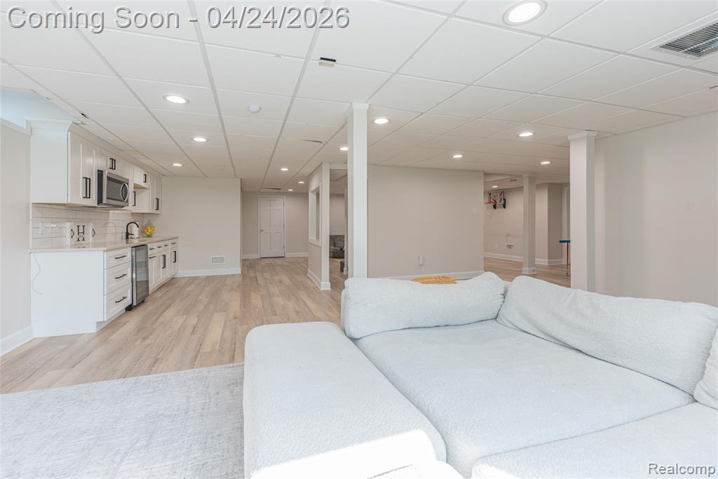 45711 Bristol Circle, Novi, MI 48377 — Photo 51