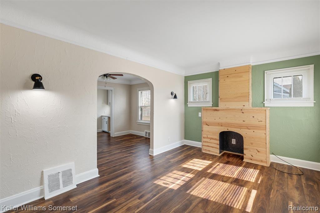 7051 Maxwell Avenue, Warren, MI 48091 — Photo 4