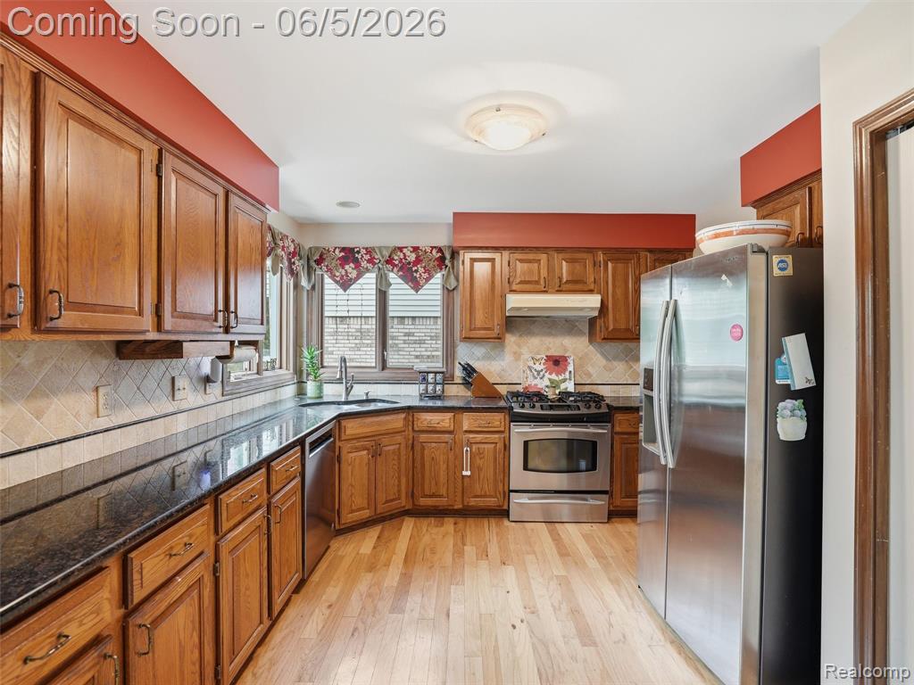 42447 Sheridan Drive, Clinton Twp, MI 48038 — Photo 28