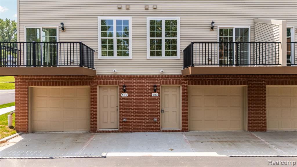 502 Village Lane, Milford, MI 48381 — Photo 41