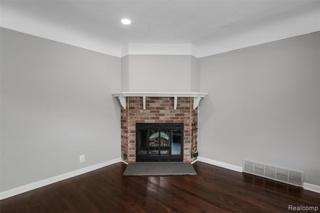 7637 Melvin Avenue, Westland, MI — Photo 11