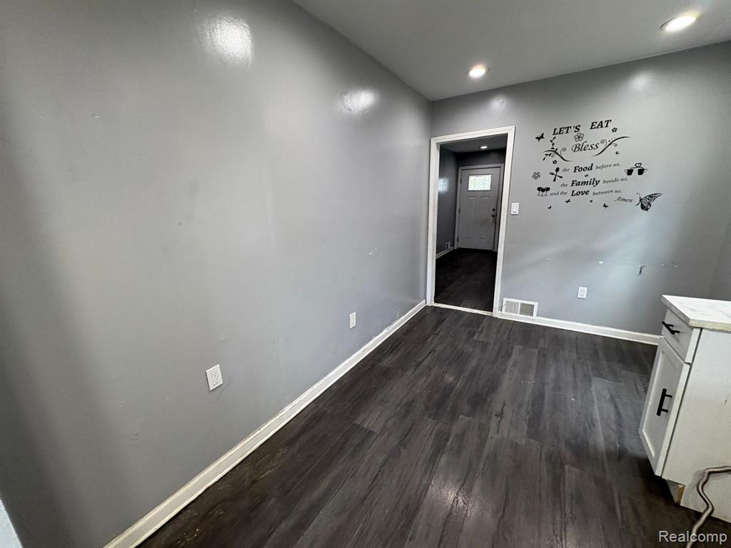 9965 ASBURY Park, Detroit, MI 48227 — Photo 16