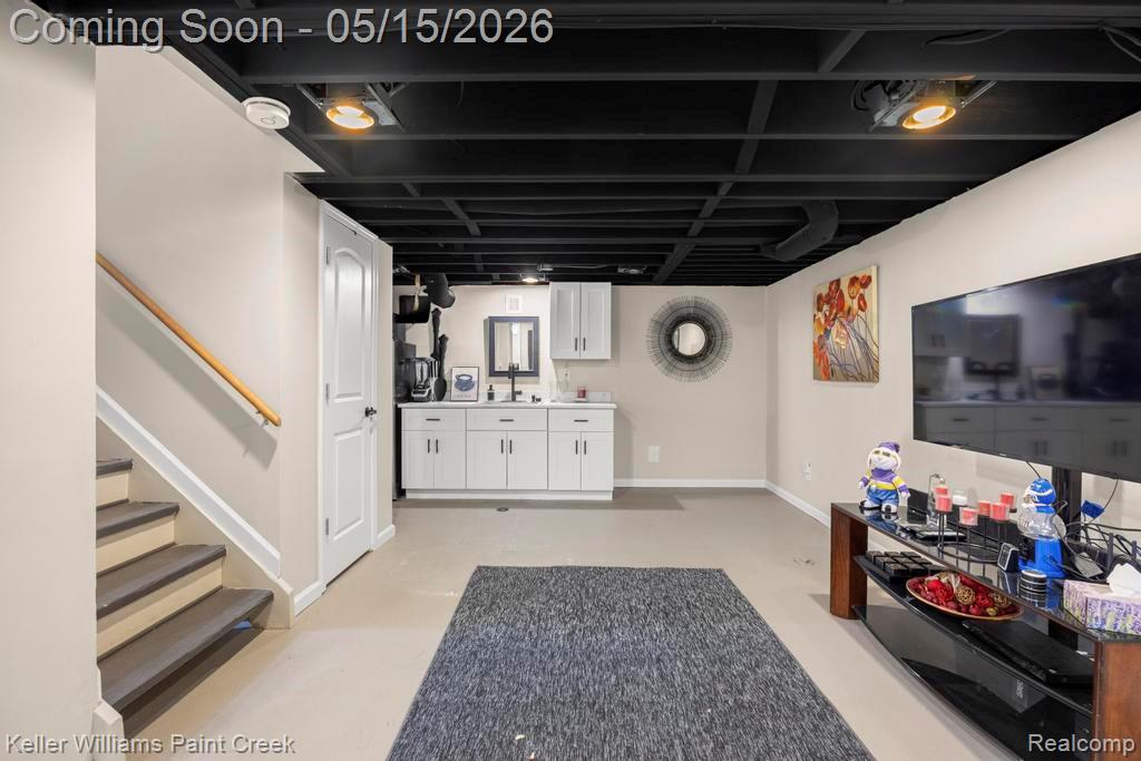 1195 Ashley Drive, Troy, MI 48085 — Photo 29