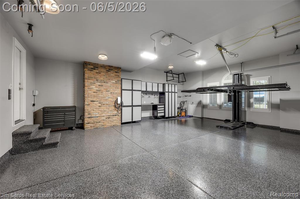 910 Edgemont Park, Grosse Pointe, MI 48230 — Photo 43