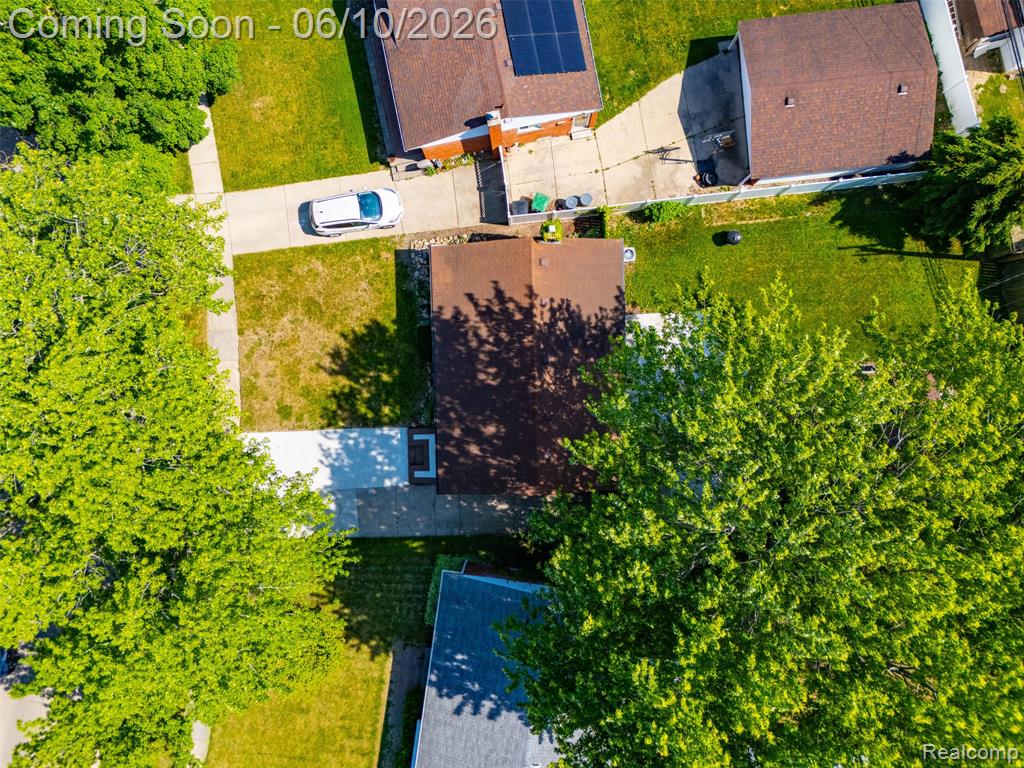 8245 Roosevelt Street, Taylor, MI 48180 — Photo 32