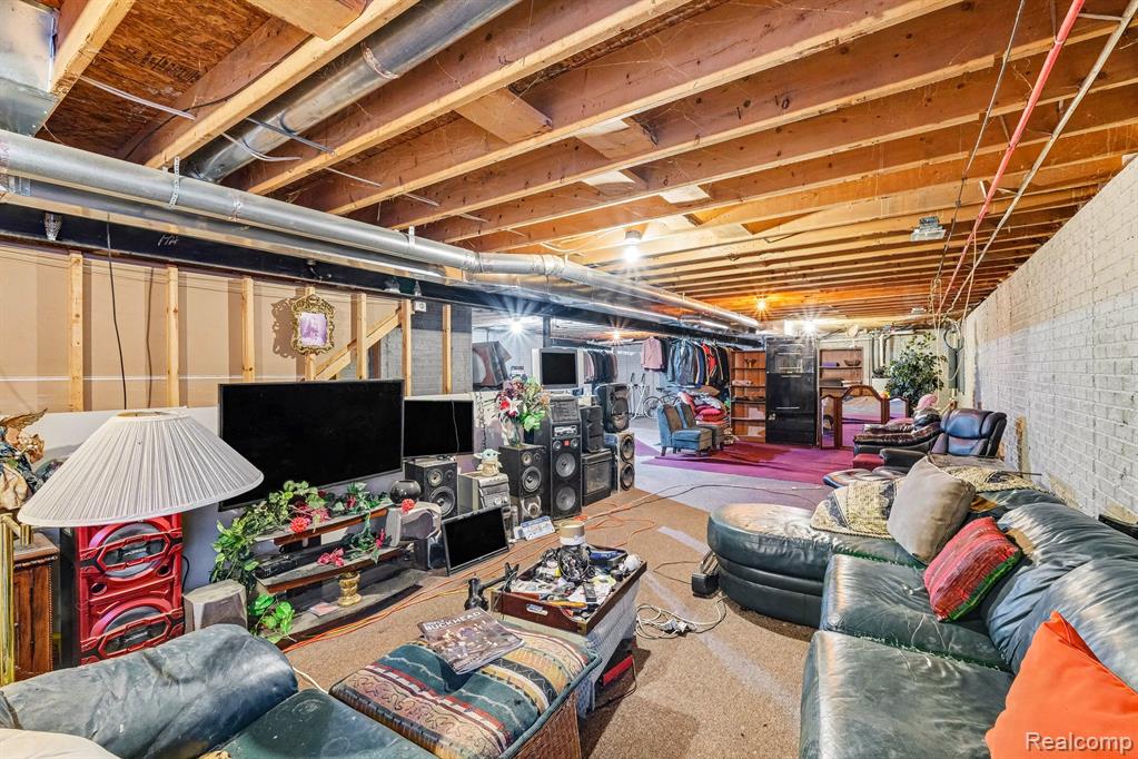 562 Williams Street, Flint, MI 48503 — Photo 19