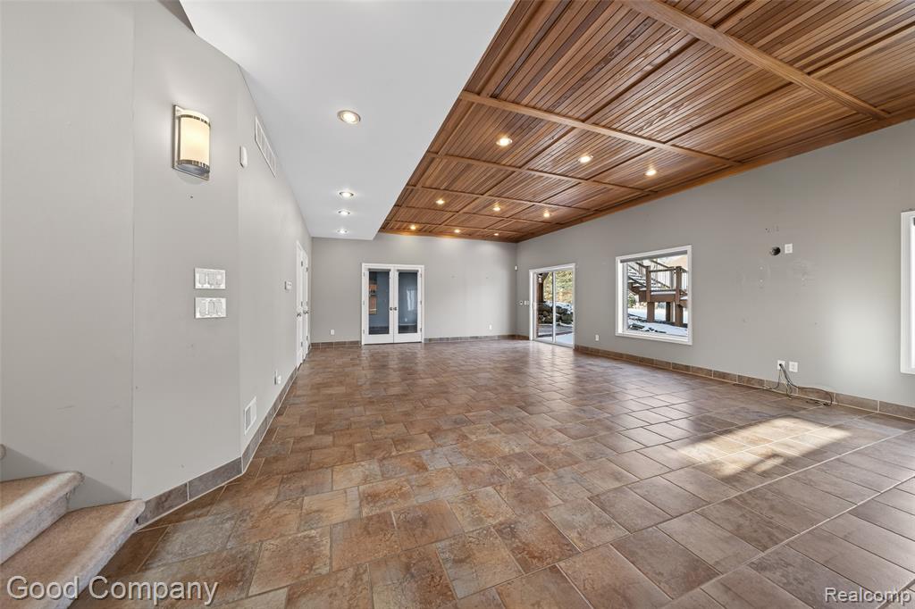 6456 Willow Road, West Bloomfield, MI 48324 — Photo 42