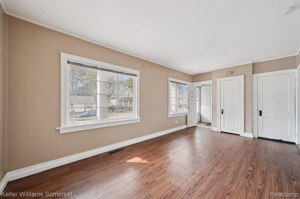 1511 E Harry Avenue, Hazel Park, MI 48030 — Photo 9