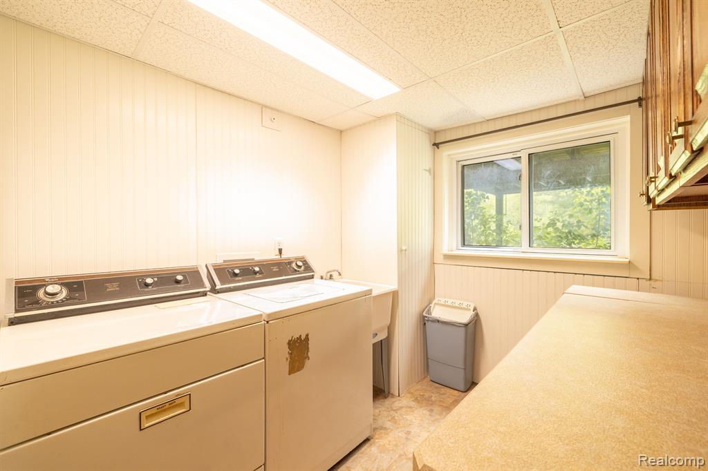 9920 DEXTER PINCKNEY Road, Pinckney, MI 48169 — Photo 37