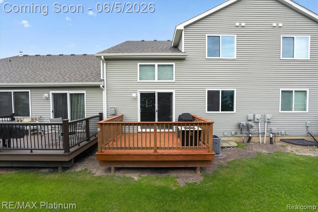 465 Hosta, 082, Howell, MI 48843 — Photo 43
