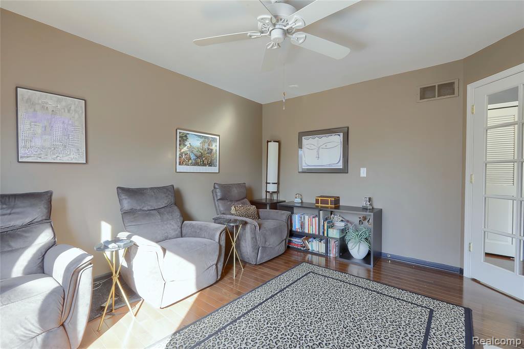 764 Red Run Drive, 34, Troy, MI 48085 — Photo 9