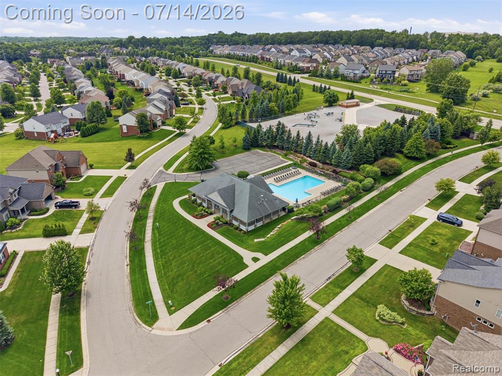 4853 Catalina Drive, Lake Orion, MI — Photo 17