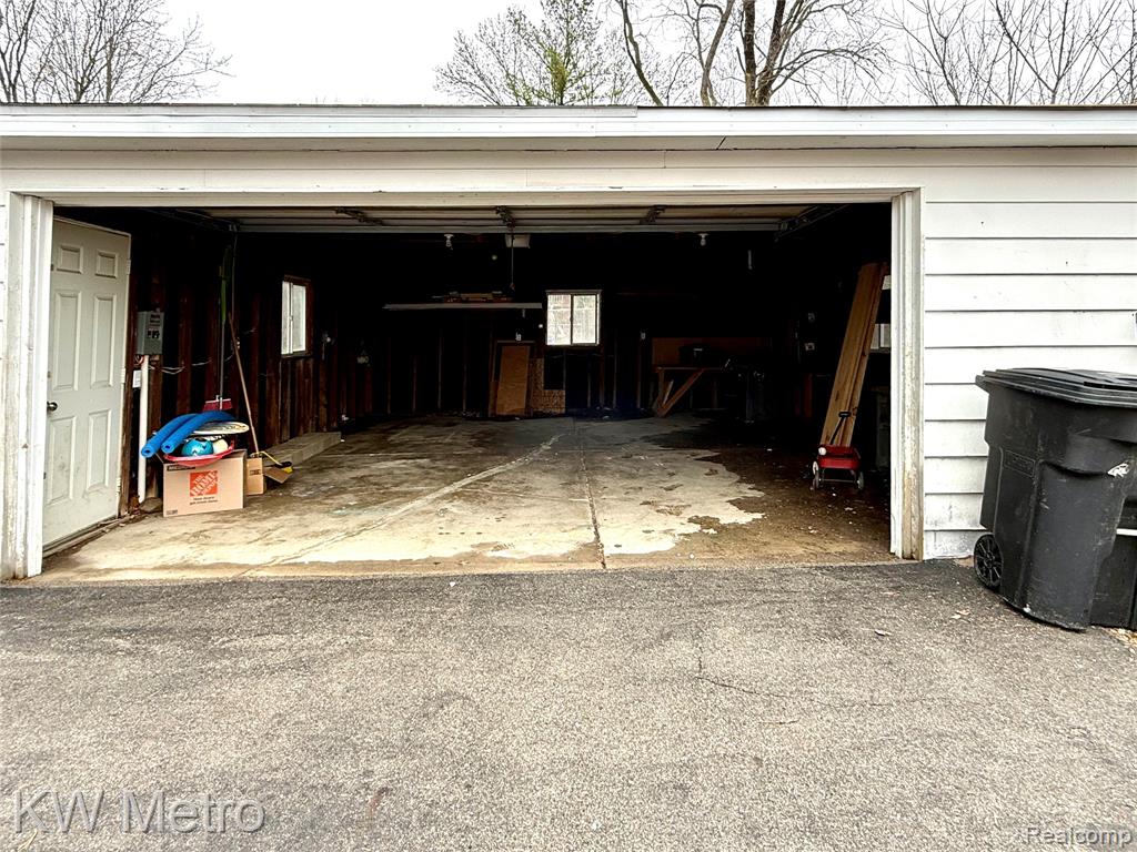 5036 Beecher Road, Flint, MI 48532 — Photo 26