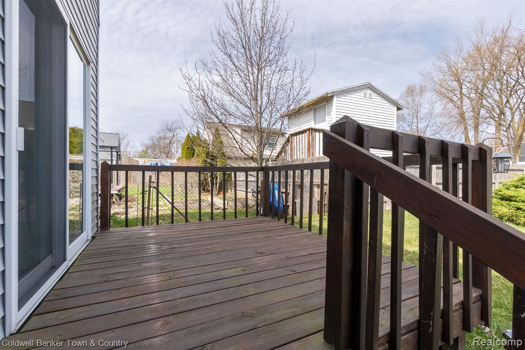 11702 TODDS Lane, Whitmore Lake, MI 48189 — Photo 4