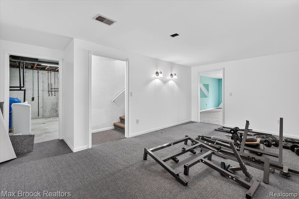 5001 Sylvanview Drive, Clarkston, MI 48348 — Photo 38